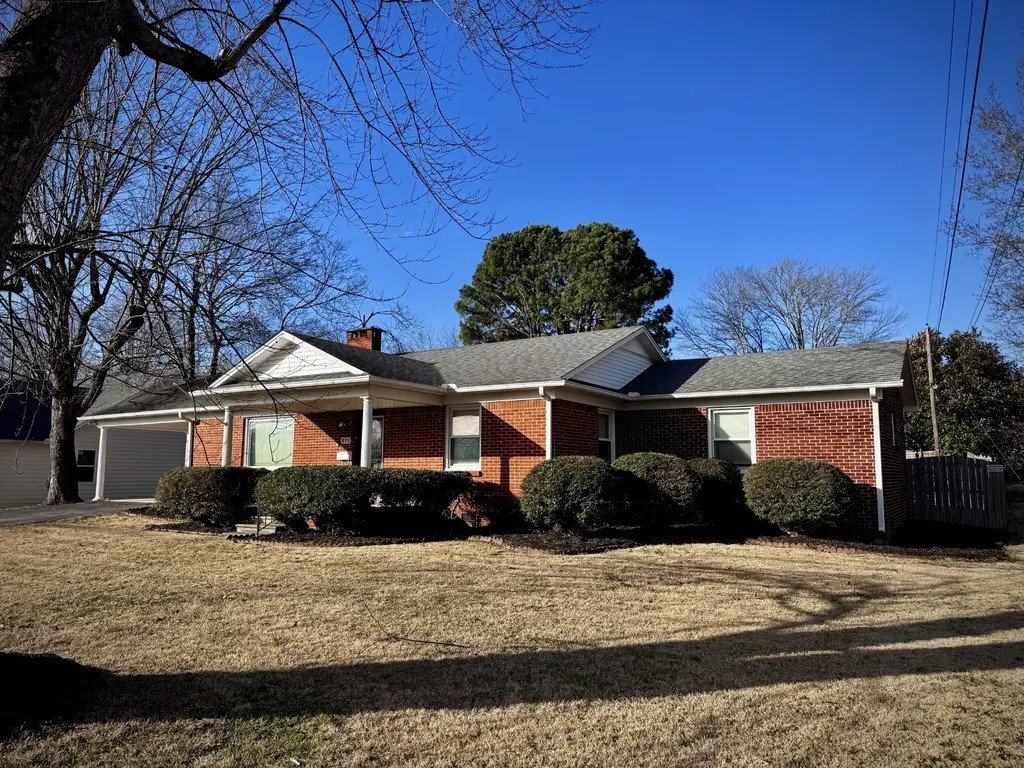211 Church Street Loretto TN 38469