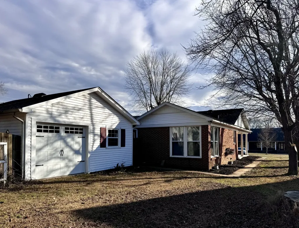 211 Church Street Loretto TN 38469