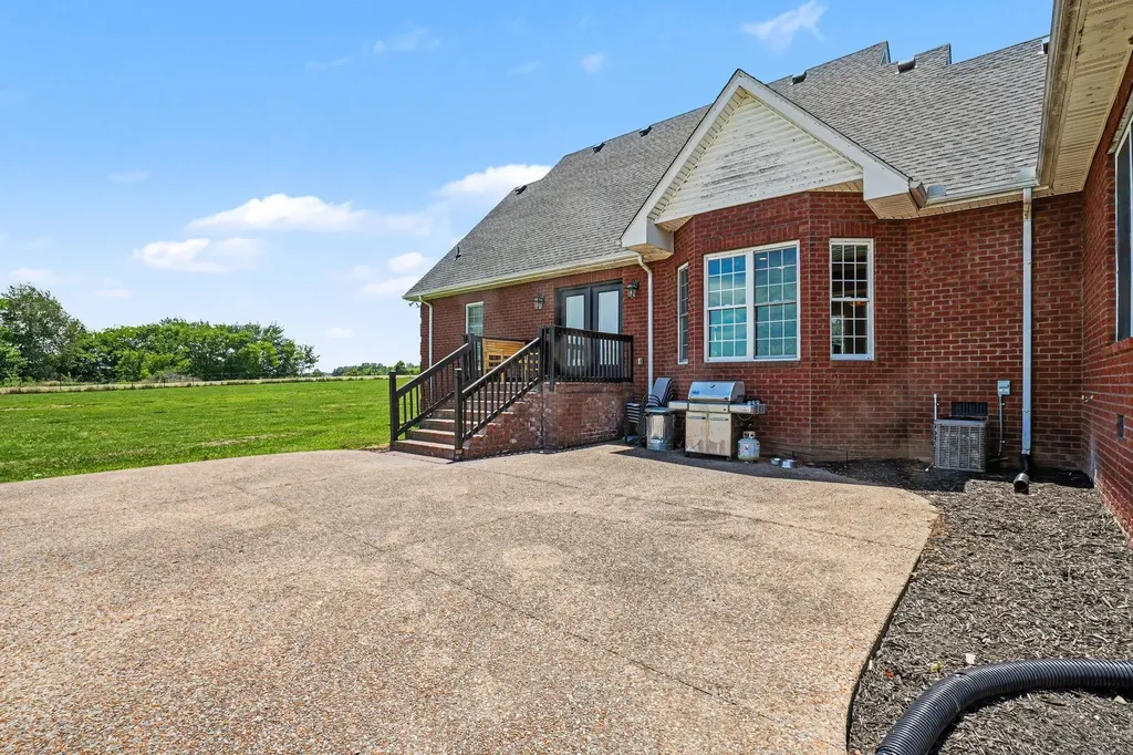 4436 Barren Plains Road Springfield TN 37172