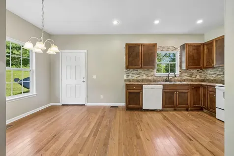 280 Hillside Road Whitwell TN 37397