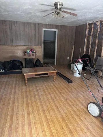 9863 Highway 13 Erin TN 37061