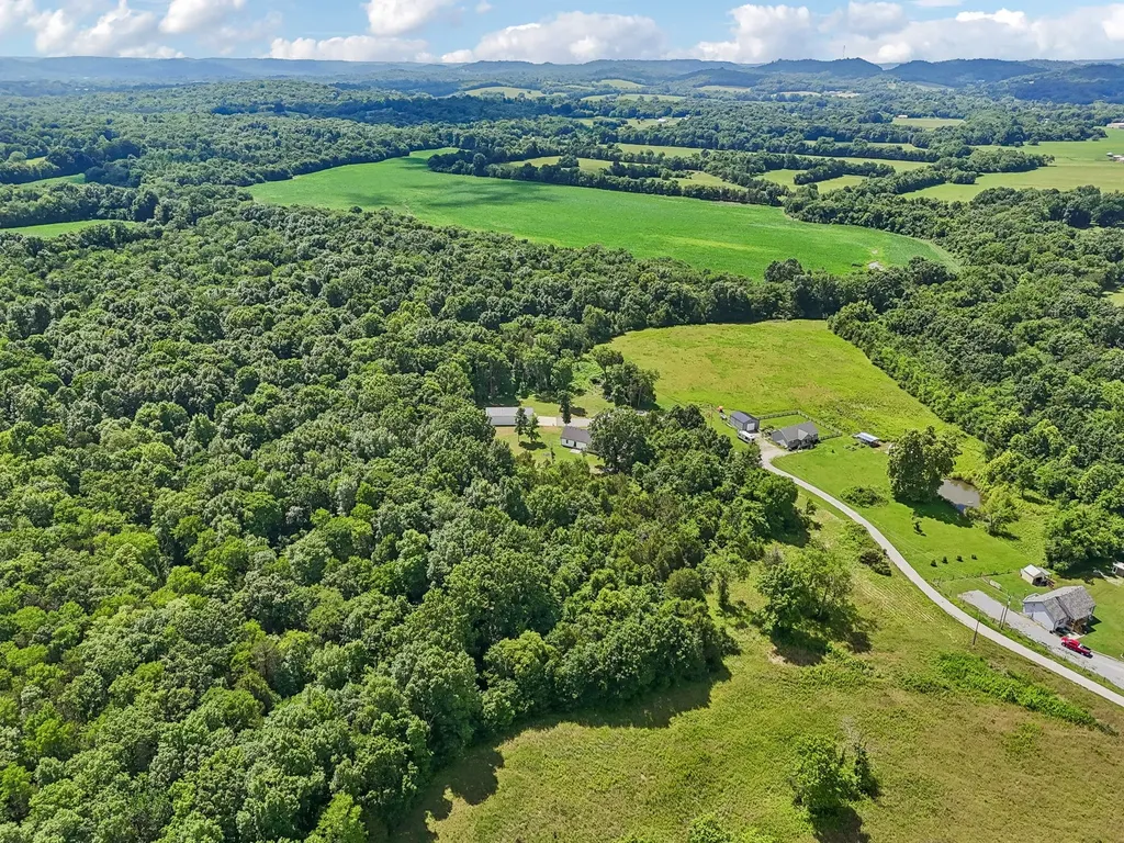 747 Belfast Farmington Road Lewisburg TN 37091