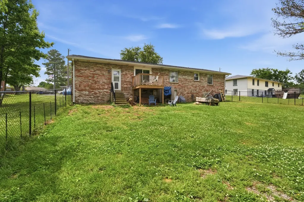 1313 Raby Avenue Shelbyville TN 37160