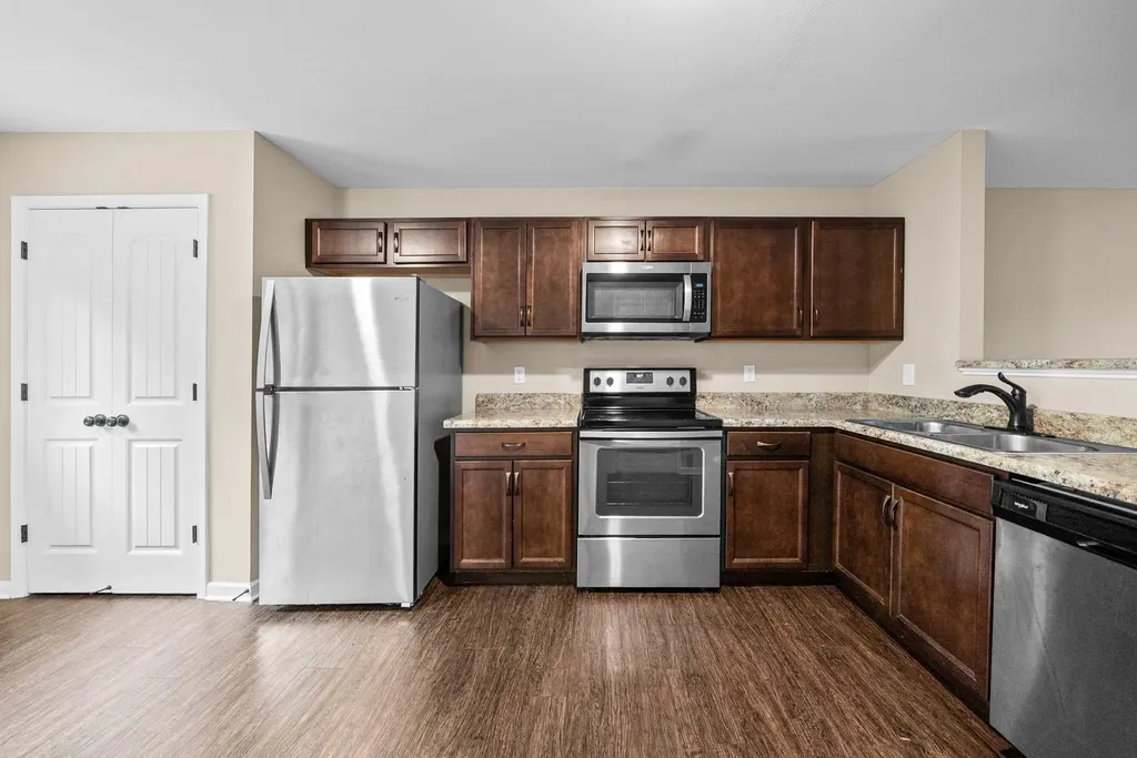 148 Center Pointe Drive Clarksville TN 37040