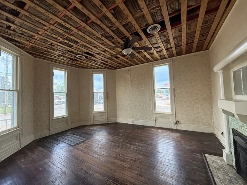 401 Cumberland St, E Cowan TN 37318