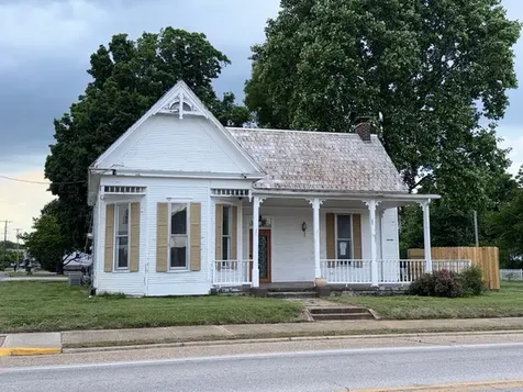 401 Cumberland St, E Cowan TN 37318