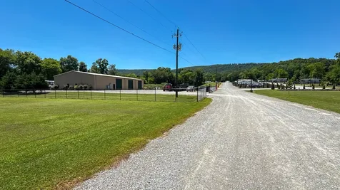 15133 Highway 11 Trenton GA 30752