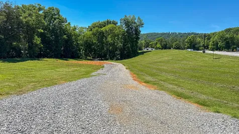 15133 Highway 11 Trenton GA 30752