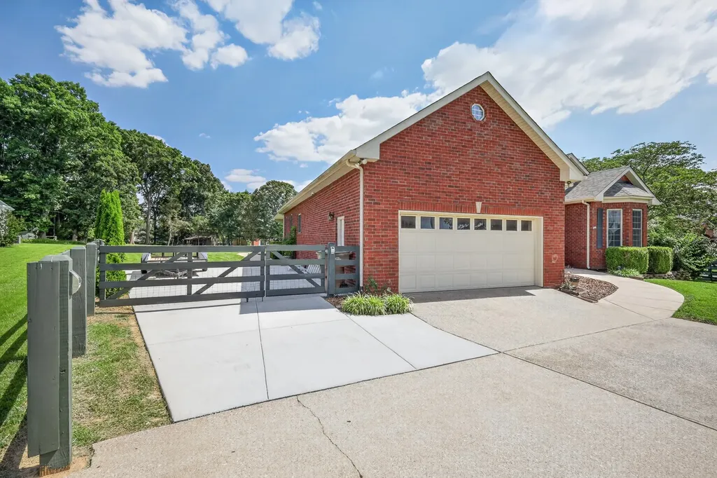 806 Pruitt Court Mount Juliet TN 37122