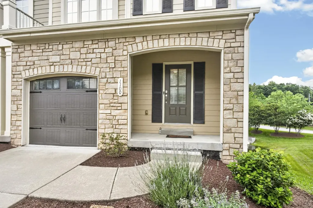 1100 Woodbury Falls Court Nashville TN 37221