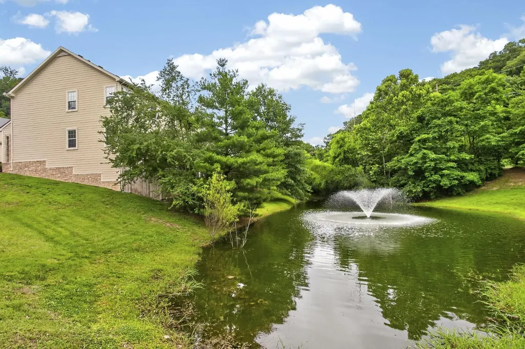 1100 Woodbury Falls Court Nashville TN 37221