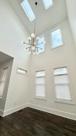 407A 35th Ave, N Nashville TN 37209