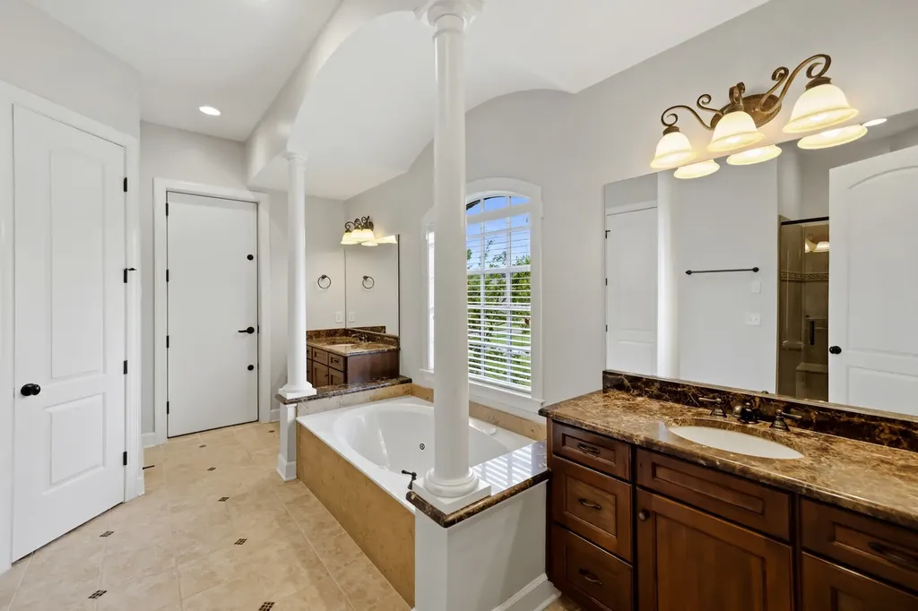 9405 Big Horn Ridge Brentwood TN 37027