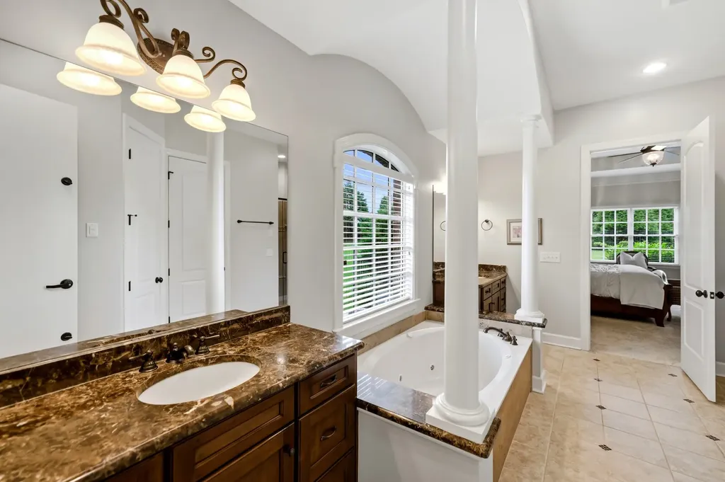 9405 Big Horn Ridge Brentwood TN 37027