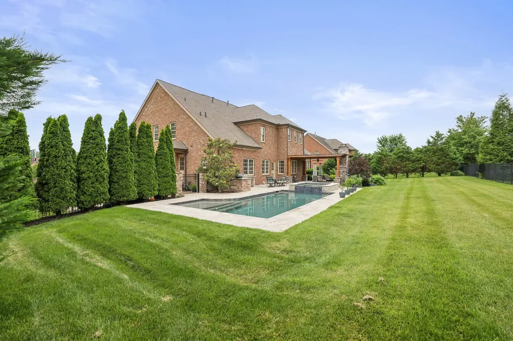 9405 Big Horn Ridge Brentwood TN 37027
