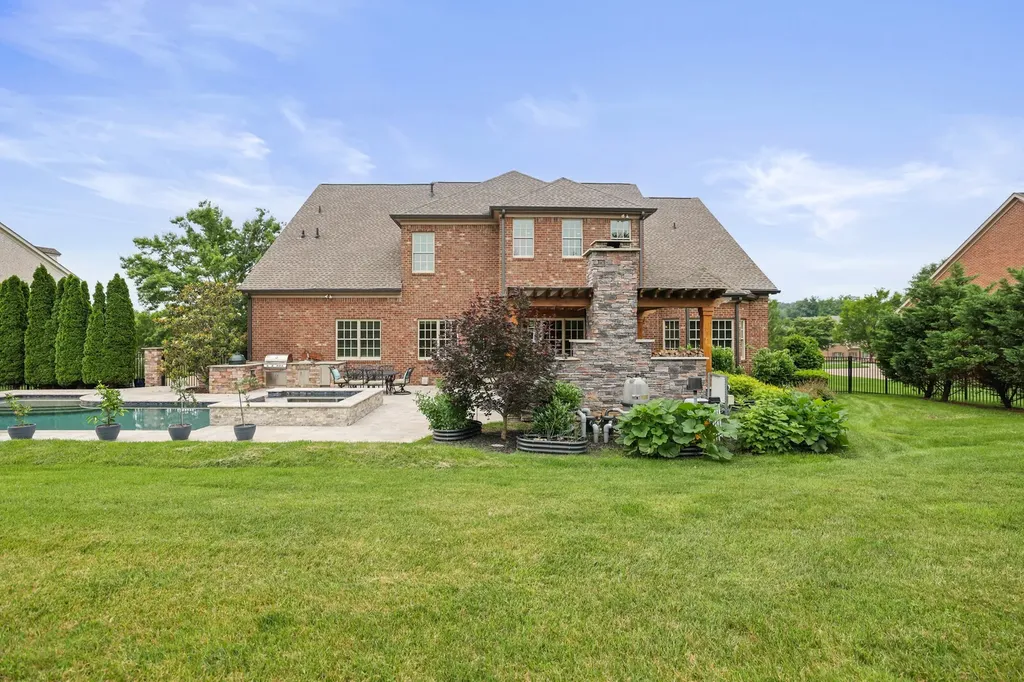 9405 Big Horn Ridge Brentwood TN 37027