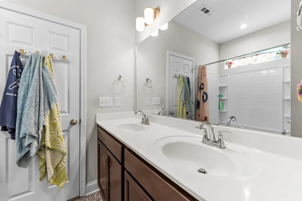 5002 Turquoise Lane Murfreesboro TN 37129