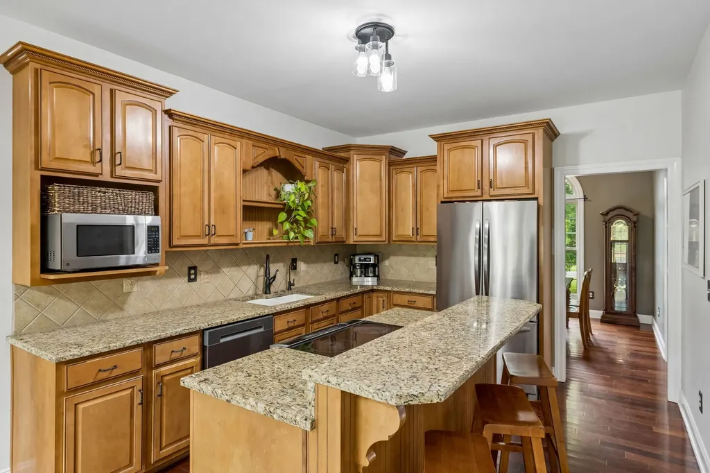 1027 Nina Drive Springfield TN 37172