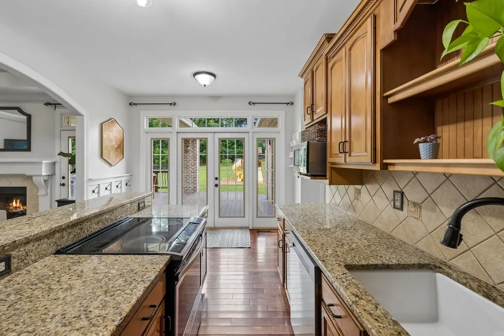 1027 Nina Drive Springfield TN 37172
