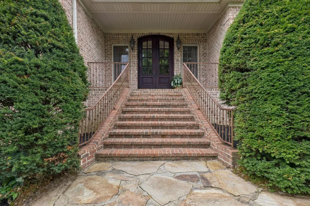 1027 Nina Drive Springfield TN 37172