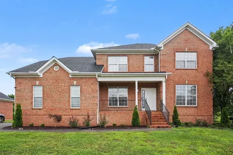 102 Clairmonte Lane Hendersonville TN 37075