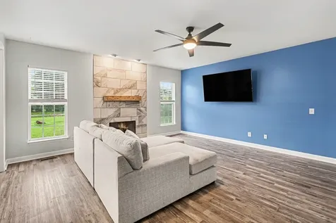 102 Clairmonte Lane Hendersonville TN 37075