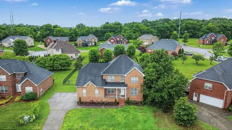 102 Clairmonte Lane Hendersonville TN 37075
