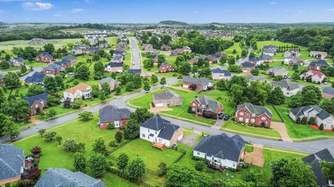 102 Clairmonte Lane Hendersonville TN 37075