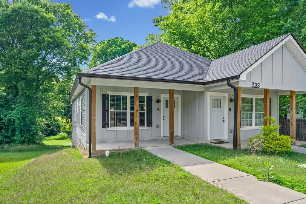 528 Poston Street Clarksville TN 37040