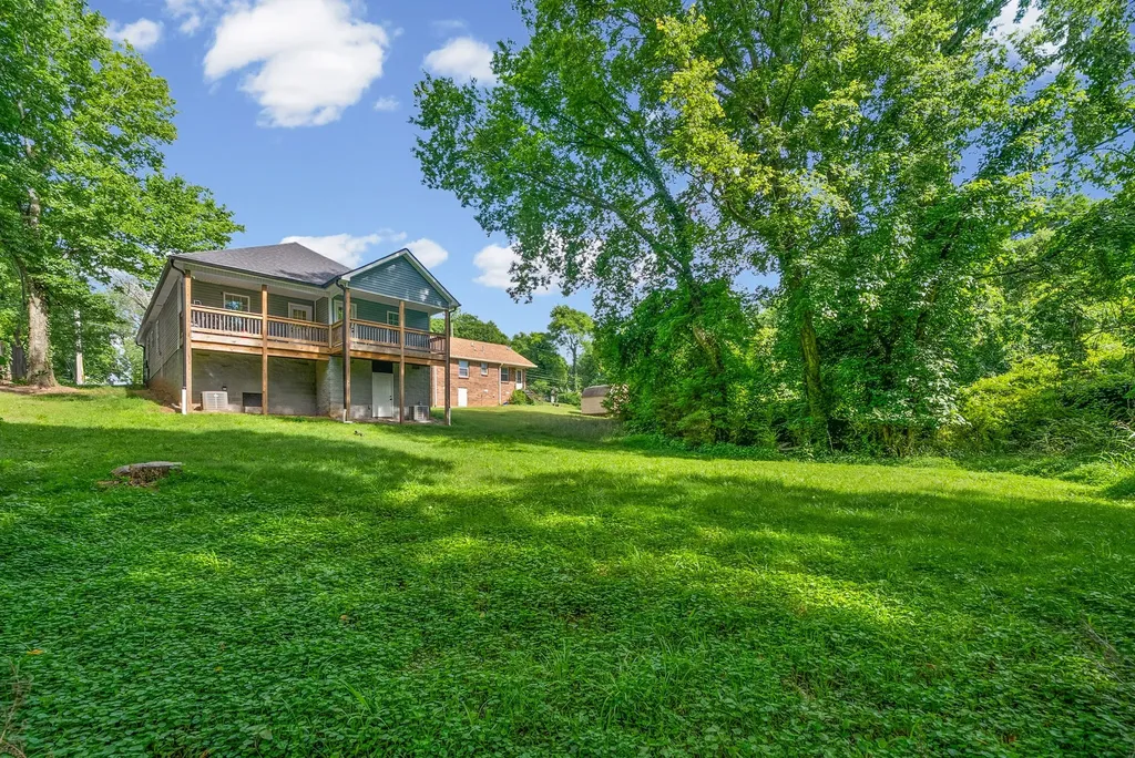 528 Poston Street Clarksville TN 37040