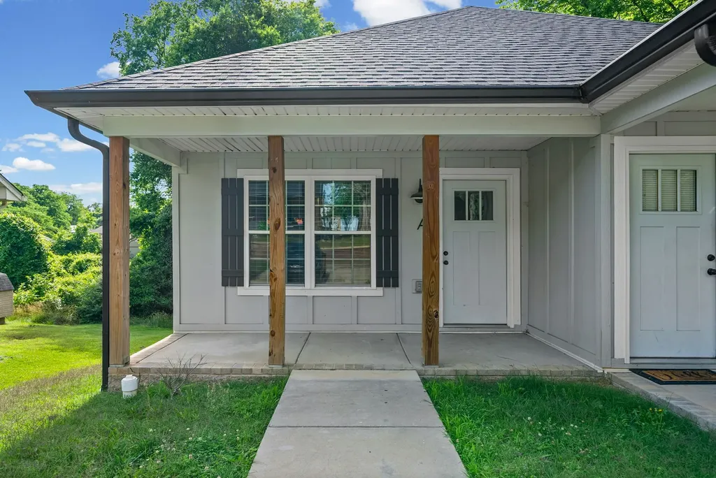 528 Poston Street Clarksville TN 37040