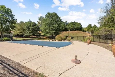 6054 Mill Tree Drive Nashville TN 37221