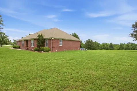 163 Tabor Place Hohenwald TN 38462