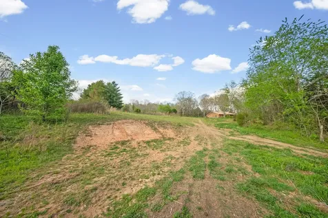 4 Bud Parker Lane Erin TN 37061