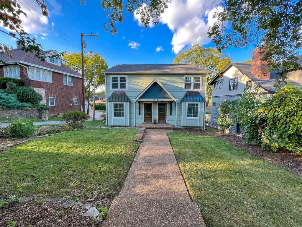 1716B Linden Avenue Nashville TN 37212