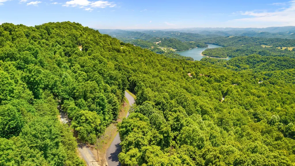 209 Clinch View Road New Tazewell TN 37825