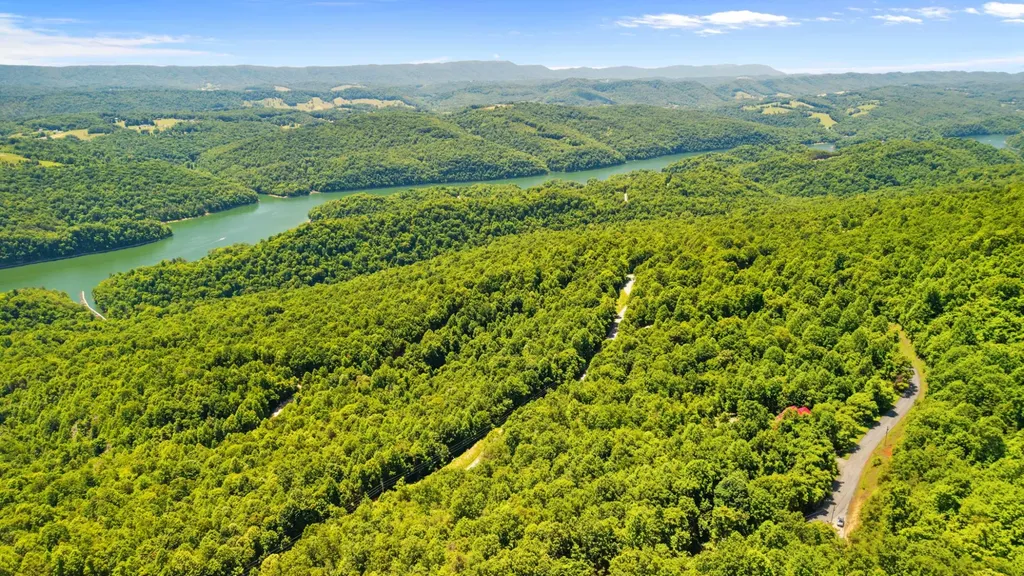 209 Clinch View Road New Tazewell TN 37825