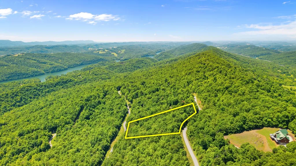 209 Clinch View Road New Tazewell TN 37825