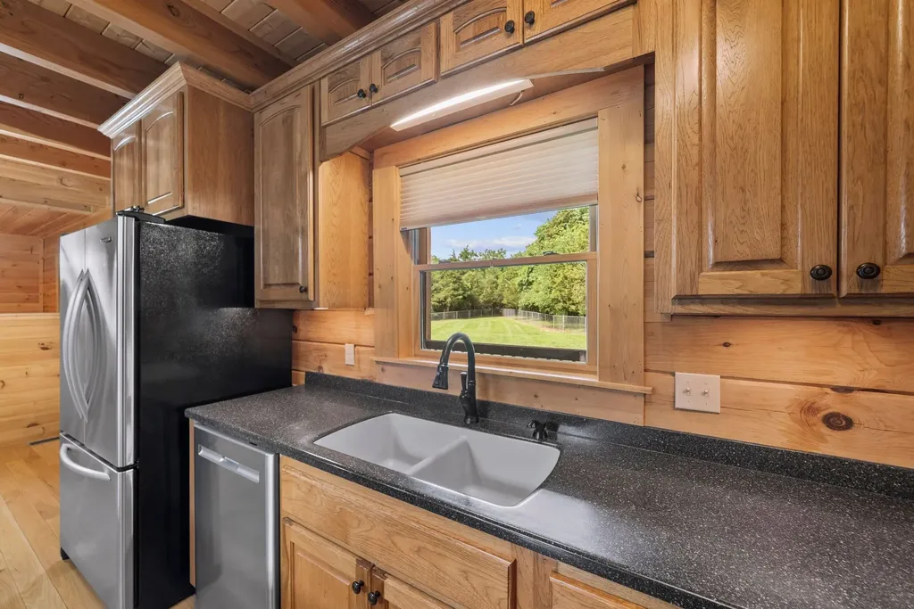 2465 Browns Mill Road Lascassas TN 37085