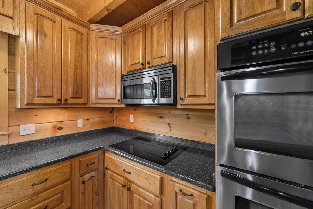 2465 Browns Mill Road Lascassas TN 37085