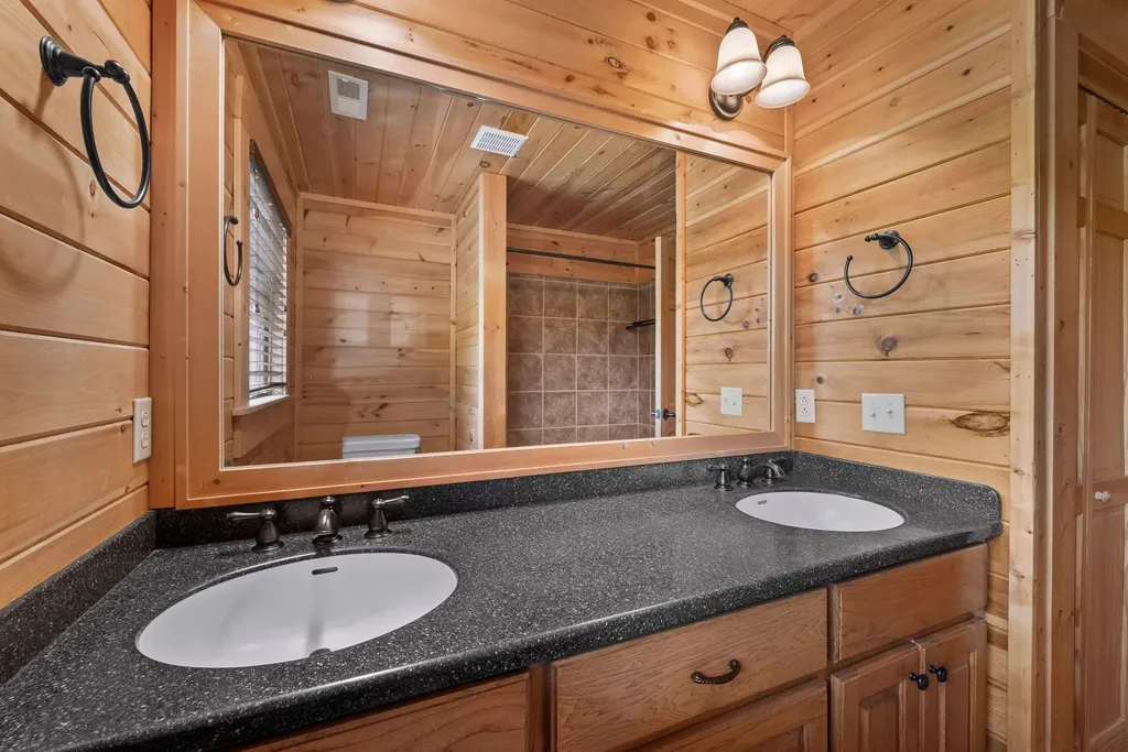 2465 Browns Mill Road Lascassas TN 37085