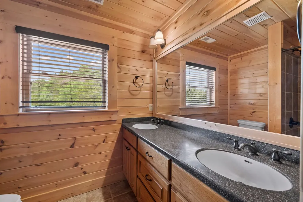 2465 Browns Mill Road Lascassas TN 37085