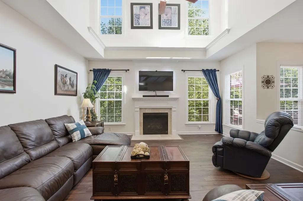 1122 Pin Oak Lane Brentwood TN 37027