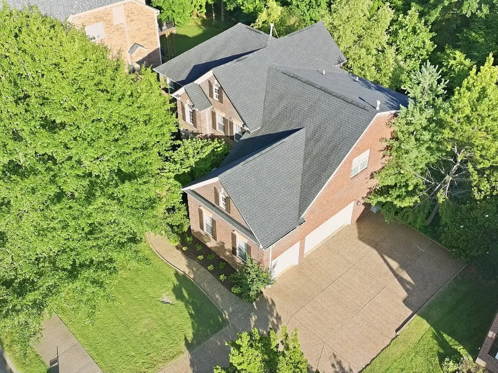 1122 Pin Oak Lane Brentwood TN 37027