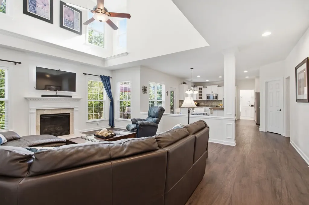 1122 Pin Oak Lane Brentwood TN 37027