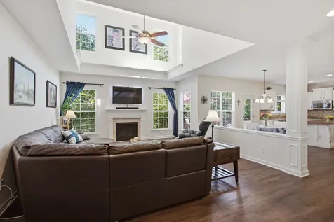 1122 Pin Oak Lane Brentwood TN 37027