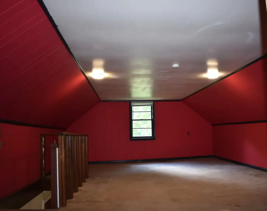 86 Dog Branch Road, S Pleasant Shade TN 37145