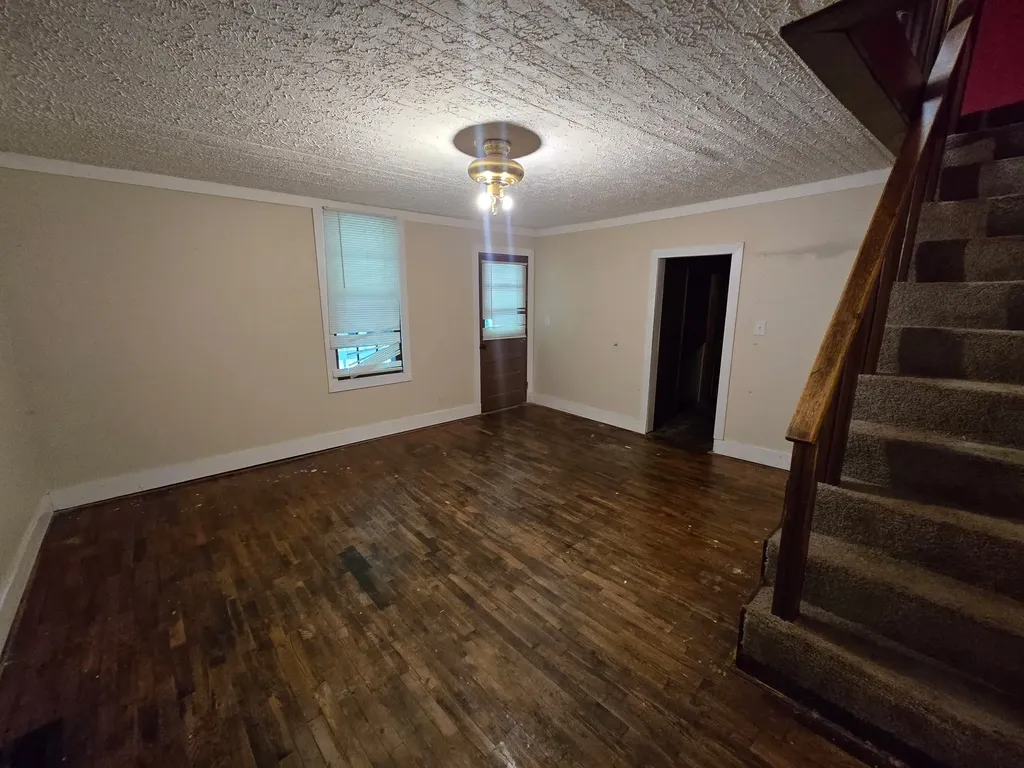 86 Dog Branch Road, S Pleasant Shade TN 37145