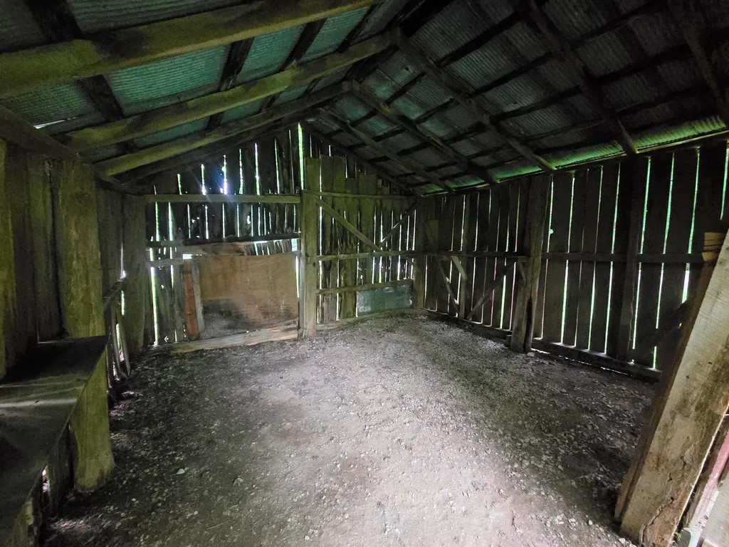86 Dog Branch Road, S Pleasant Shade TN 37145