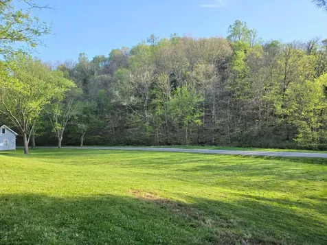 86 Dog Branch Road, S Pleasant Shade TN 37145